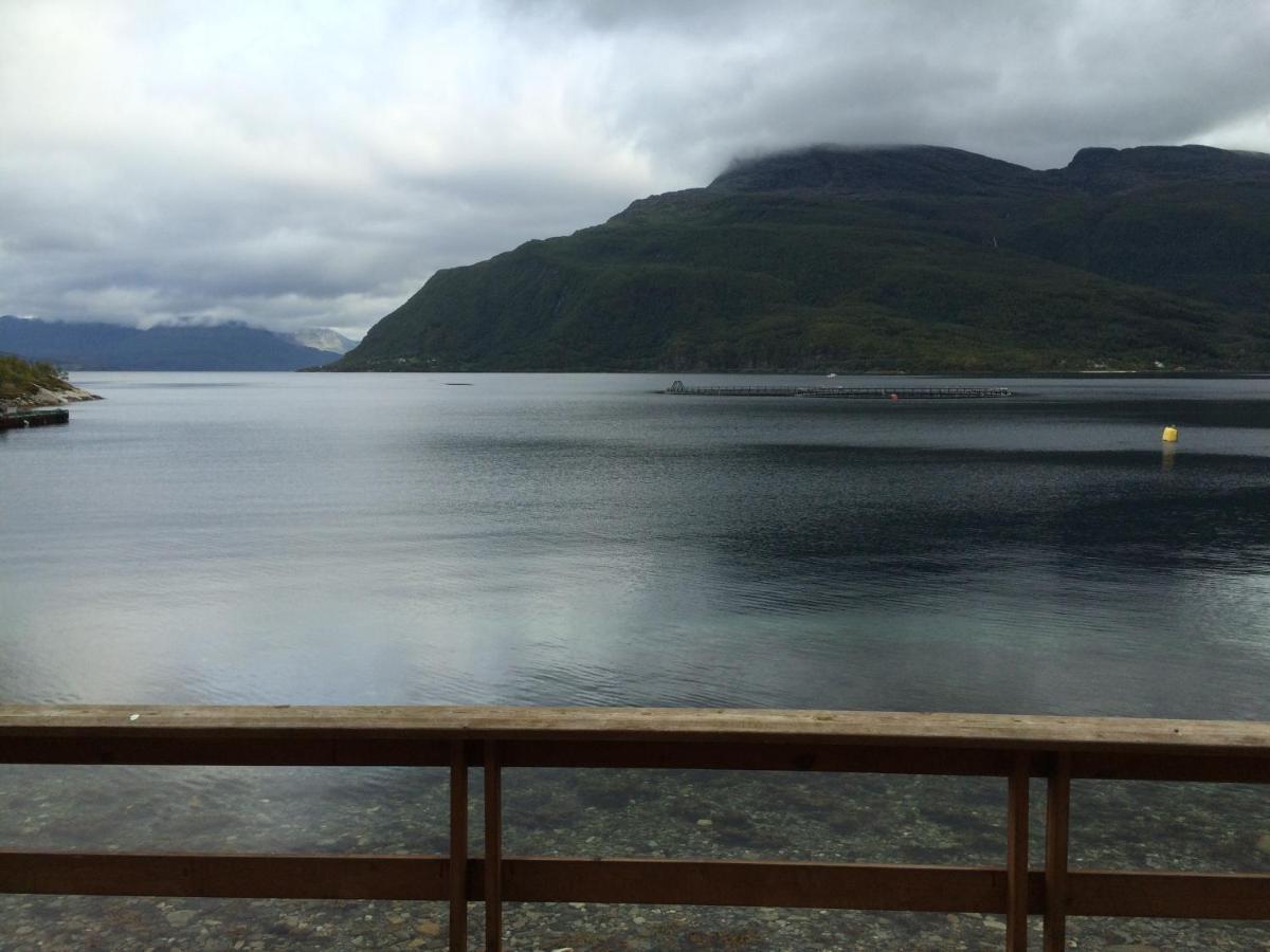 فندق Elvegard Fjordcamp Grov المظهر الخارجي الصورة