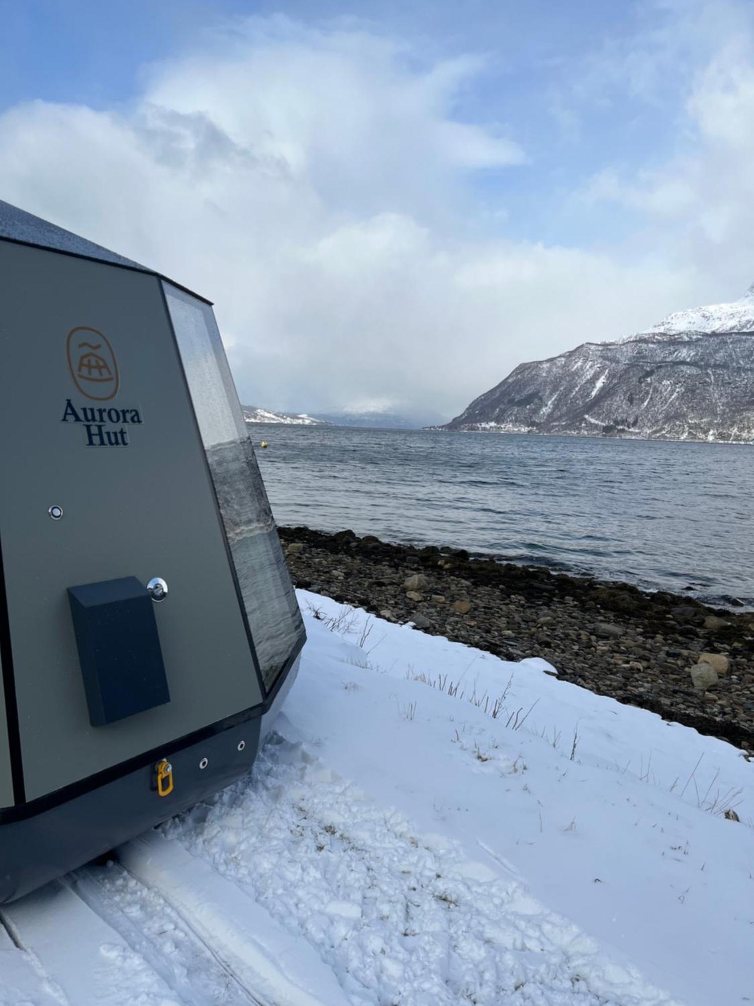 فندق Elvegard Fjordcamp Grov المظهر الخارجي الصورة